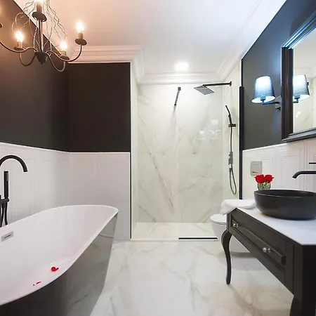 Complex Panoramic Hotel Slanic Moldova